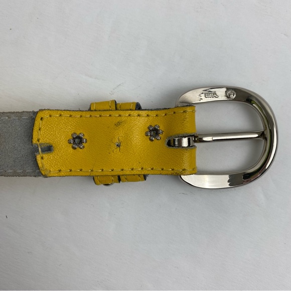 Vintage Yellow Leather Silver Hardware Large Belt - Picture 5 of 6